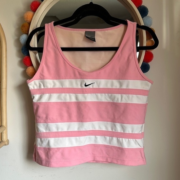 Vintage Y2K Nike Tank Top - Picture 2 of 7